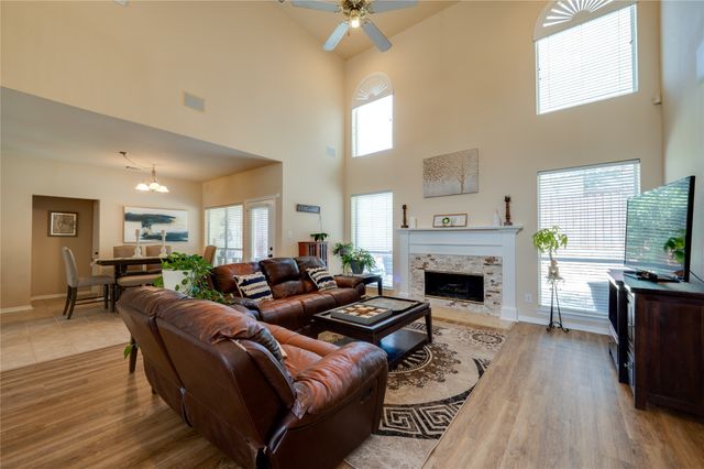 1405 Kingsbrook Circle, Mckinney, TX 75072