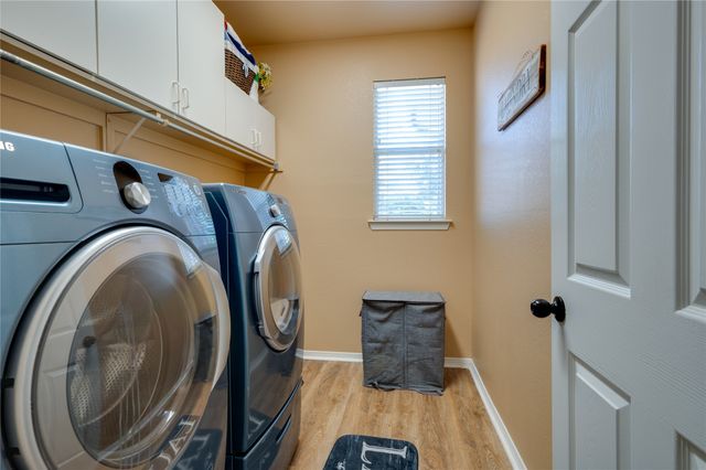 1405 Kingsbrook Circle, Mckinney, TX 75072