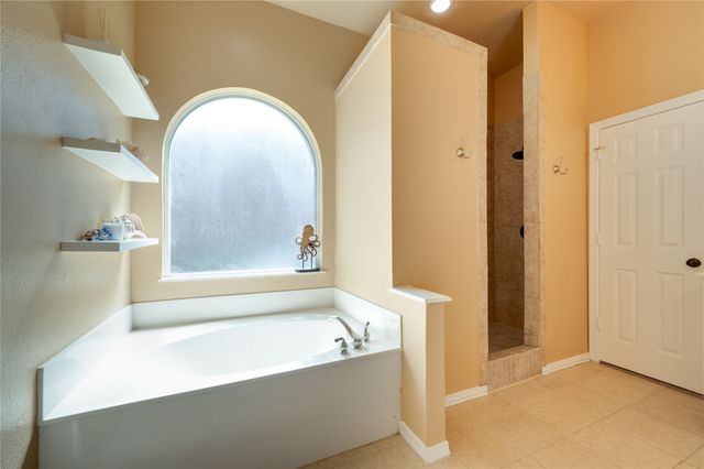 1405 Kingsbrook Circle, Mckinney, TX 75072