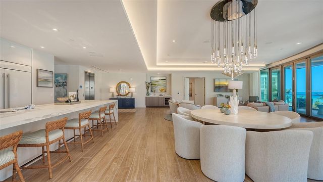 1561 GULF OF MEXICO DRIVE 304, Longboat Key, FL 34228