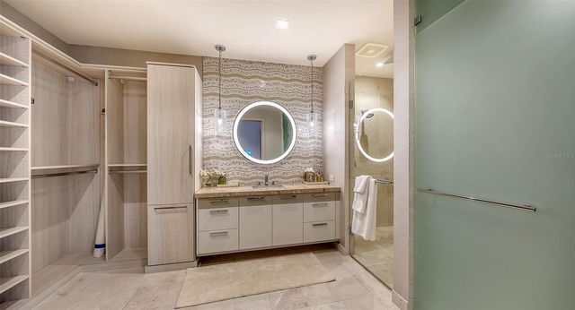 1561 GULF OF MEXICO DRIVE 304, Longboat Key, FL 34228