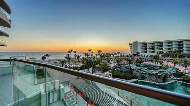 1561 GULF OF MEXICO DRIVE 304, Longboat Key, FL 34228