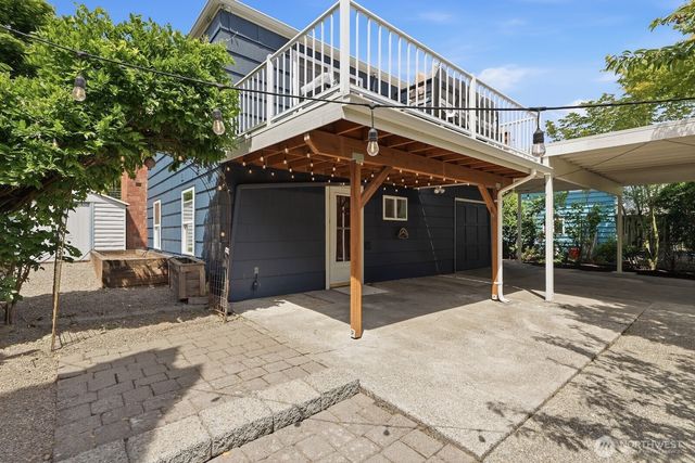 7736 38th Avenue SW, Seattle, WA 98126