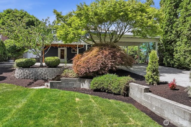 7736 38th Avenue SW, Seattle, WA 98126