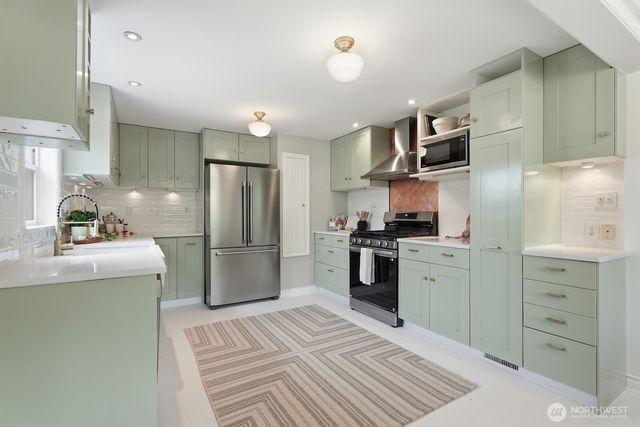 7736 38th Avenue SW, Seattle, WA 98126