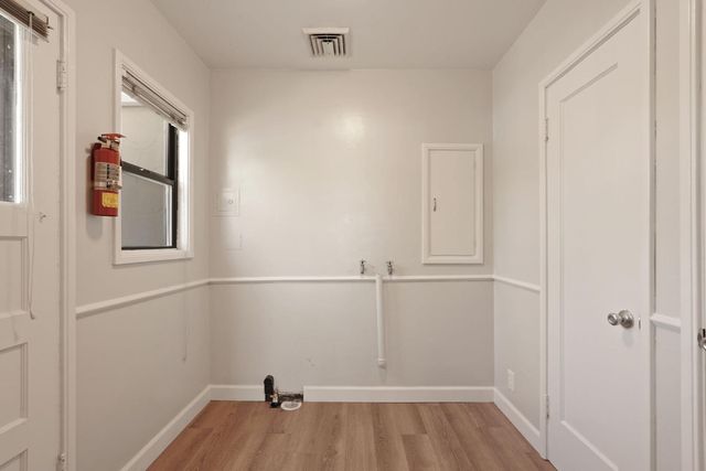 1221 S Pleasant Ave, Lodi, CA 95240