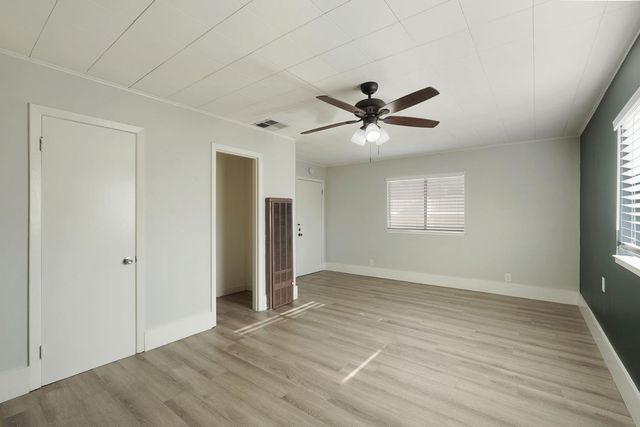 1221 S Pleasant Ave, Lodi, CA 95240
