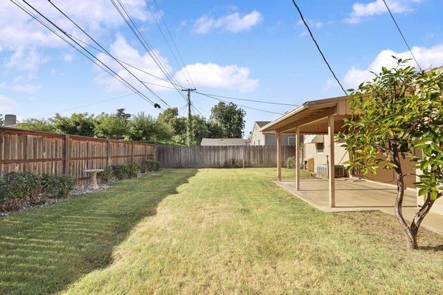 1221 S Pleasant Ave, Lodi, CA 95240