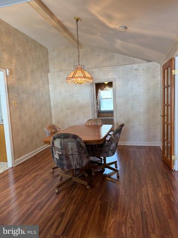 623 KNOLL AVE, Penndel, PA 19047