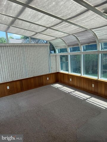 623 KNOLL AVE, Penndel, PA 19047