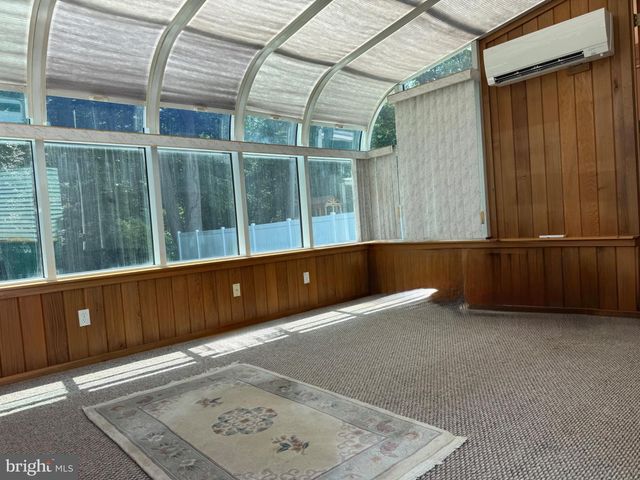 623 KNOLL AVE, Penndel, PA 19047