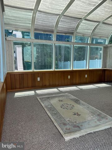 623 KNOLL AVE, Penndel, PA 19047