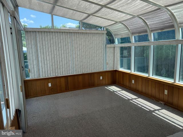 623 KNOLL AVE, Penndel, PA 19047