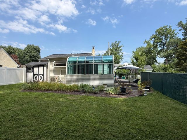 623 KNOLL AVE, Penndel, PA 19047