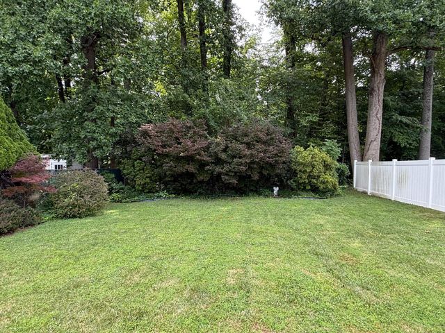 623 KNOLL AVE, Penndel, PA 19047