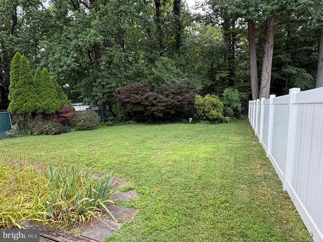 623 KNOLL AVE, Penndel, PA 19047