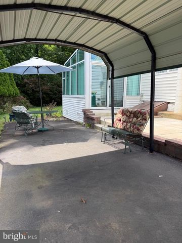 623 KNOLL AVE, Penndel, PA 19047