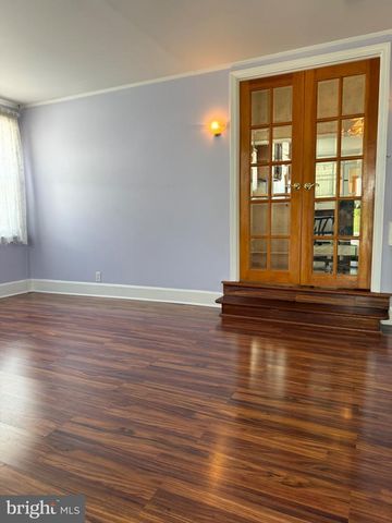 623 KNOLL AVE, Penndel, PA 19047