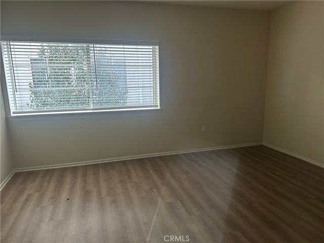 2864 Sunset Place 205, Los Angeles, CA 90005