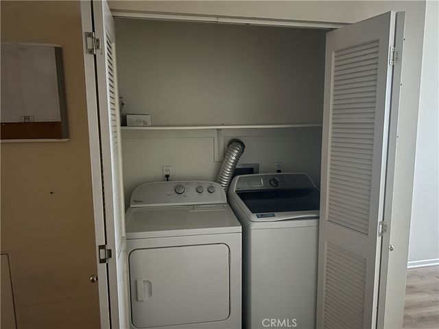 2864 Sunset Place 205, Los Angeles, CA 90005
