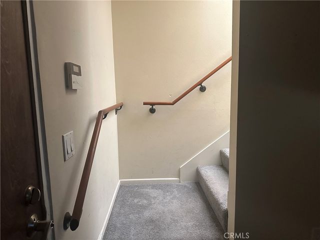 2864 Sunset Place 205, Los Angeles, CA 90005
