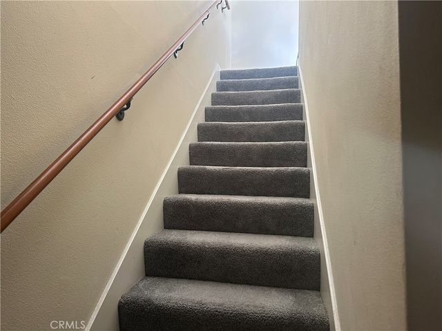 2864 Sunset Place 205, Los Angeles, CA 90005