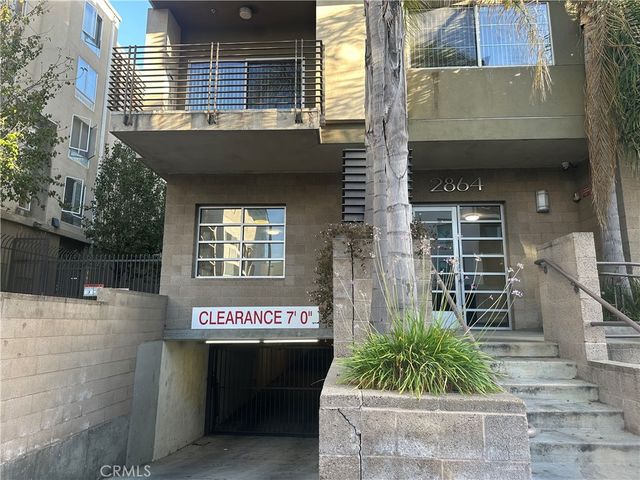 2864 Sunset Place 205, Los Angeles, CA 90005