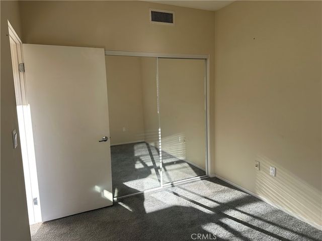 2864 Sunset Place 205, Los Angeles, CA 90005