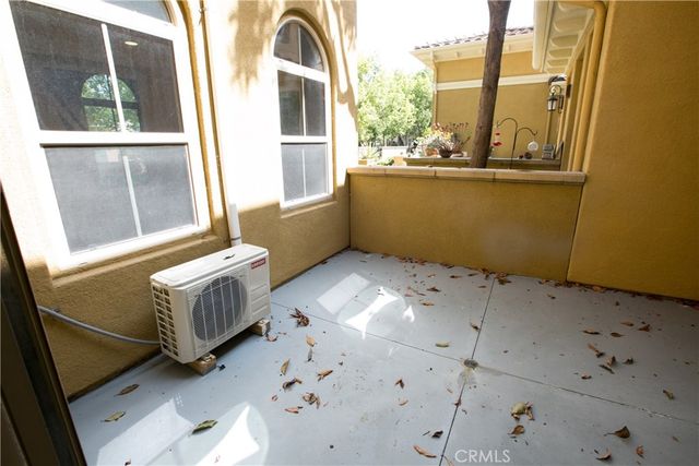 129 Chantilly, Irvine, CA 92620