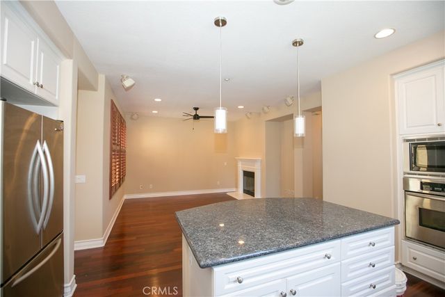 129 Chantilly, Irvine, CA 92620