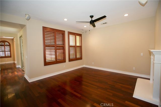 129 Chantilly, Irvine, CA 92620