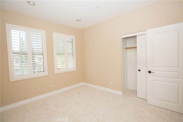 129 Chantilly, Irvine, CA 92620