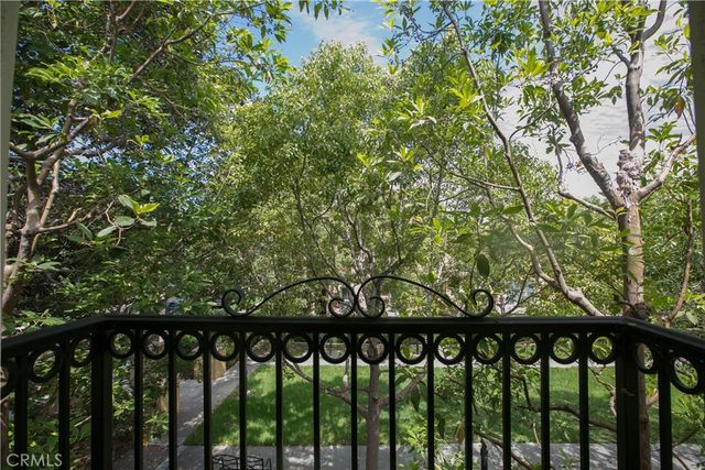 129 Chantilly, Irvine, CA 92620