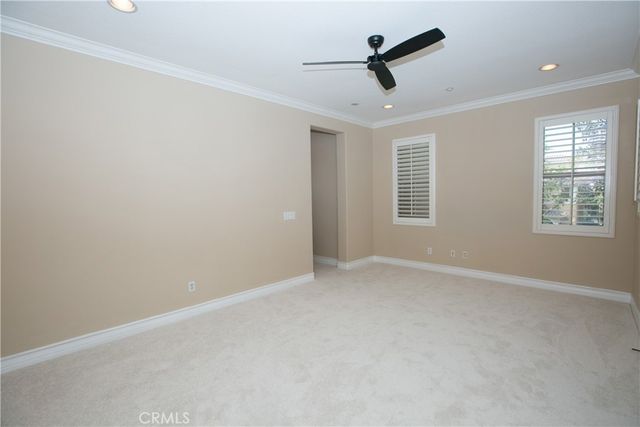 129 Chantilly, Irvine, CA 92620