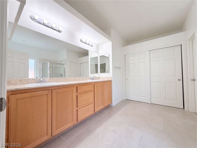 6733 Barrington Hills Street, Las Vegas, NV 89149