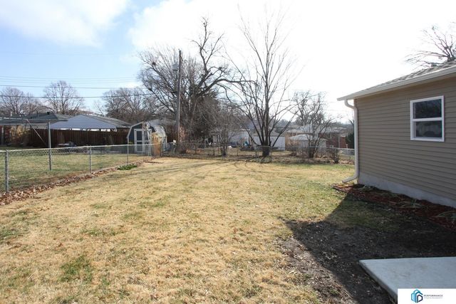 848 S 44th Street, Lincoln, NE 68510