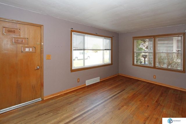 848 S 44th Street, Lincoln, NE 68510