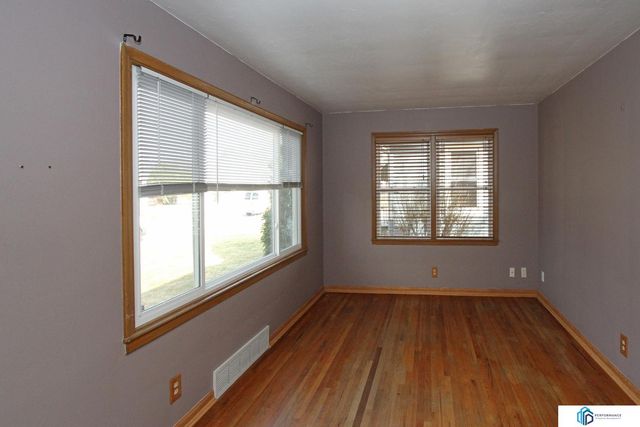 848 S 44th Street, Lincoln, NE 68510