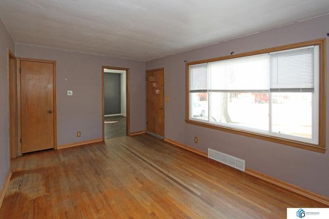 848 S 44th Street, Lincoln, NE 68510