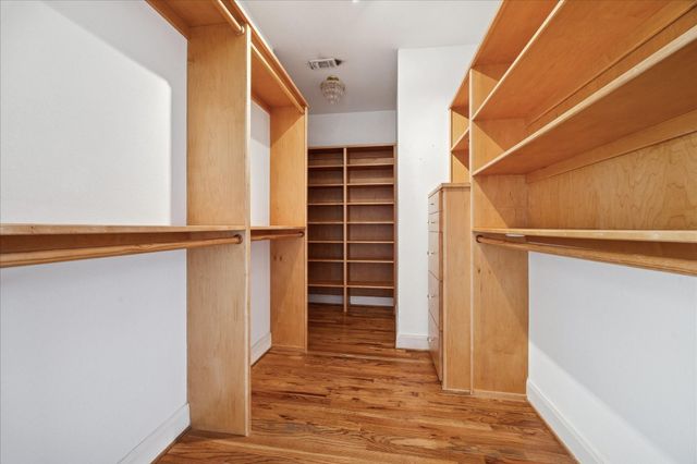 1524 Nantucket Drive F, Houston, TX 77057