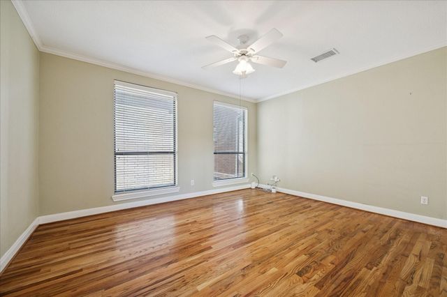 1524 Nantucket Drive F, Houston, TX 77057