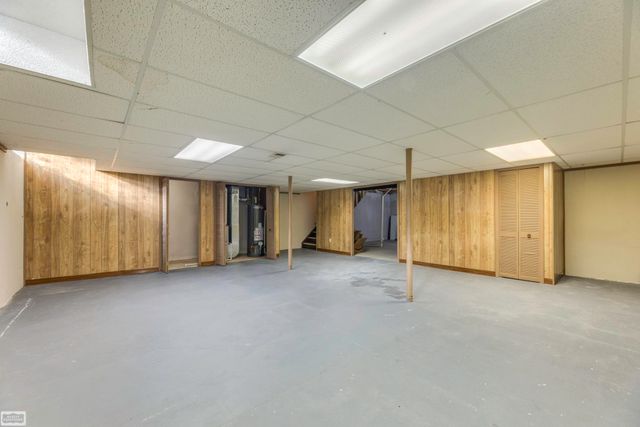 23596 Suttons Bay Drive, Clinton Township, MI 48036