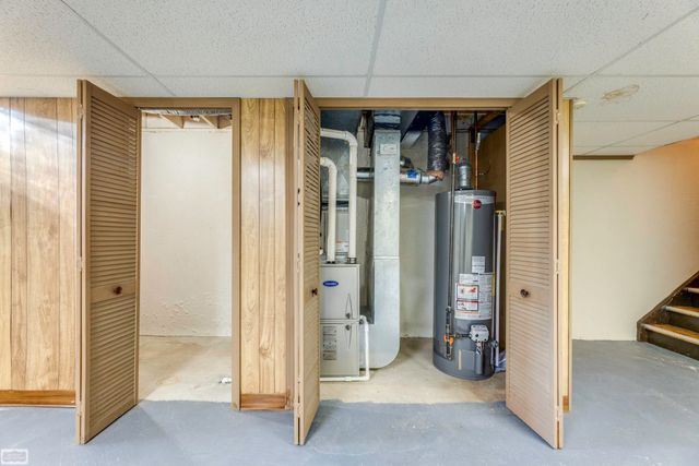 23596 Suttons Bay Drive, Clinton Township, MI 48036