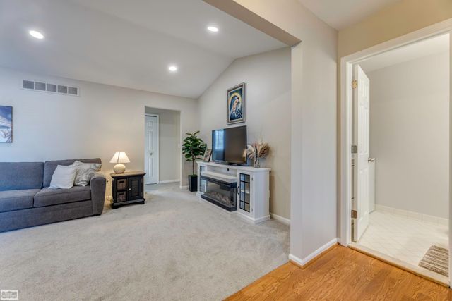 23596 Suttons Bay Drive, Clinton Township, MI 48036