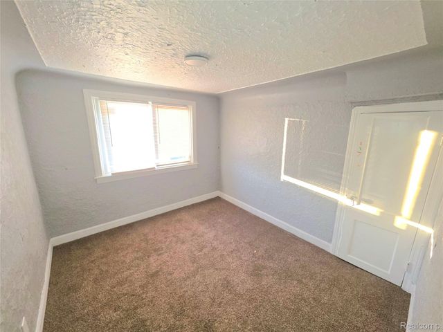 15786 Cruse Street, Detroit, MI 48227