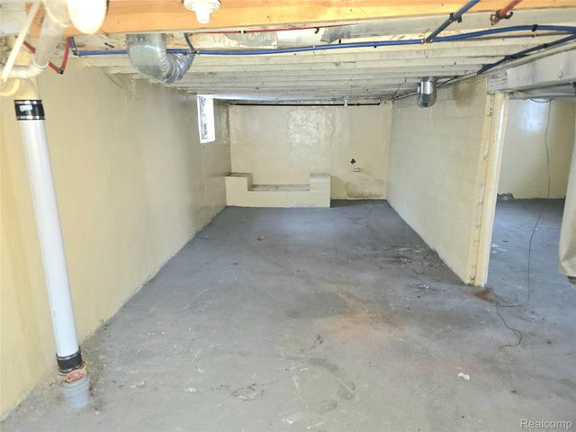 15786 Cruse Street, Detroit, MI 48227