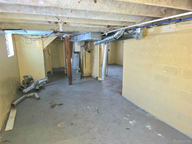 15786 Cruse Street, Detroit, MI 48227