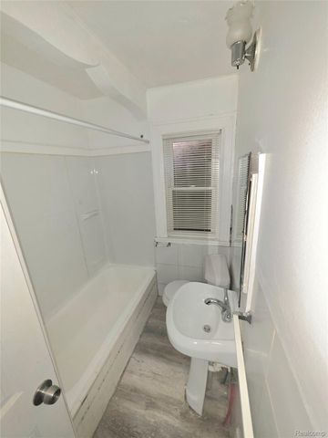 15786 Cruse Street, Detroit, MI 48227