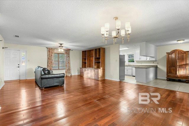 23080 Rochelle Loop, Robertsdale, AL 36567