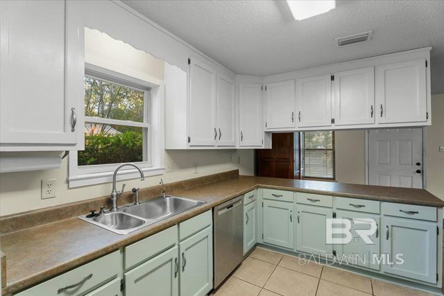 23080 Rochelle Loop, Robertsdale, AL 36567